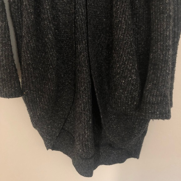 Hinge Bell Sleeve Cardigan EUC - Picture 4 of 7